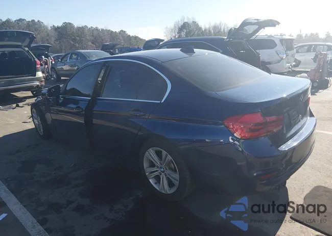 WBA8D9G52HNU59359: 44093700