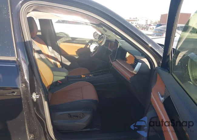 3VVLR7RM4SM026815: 44093757