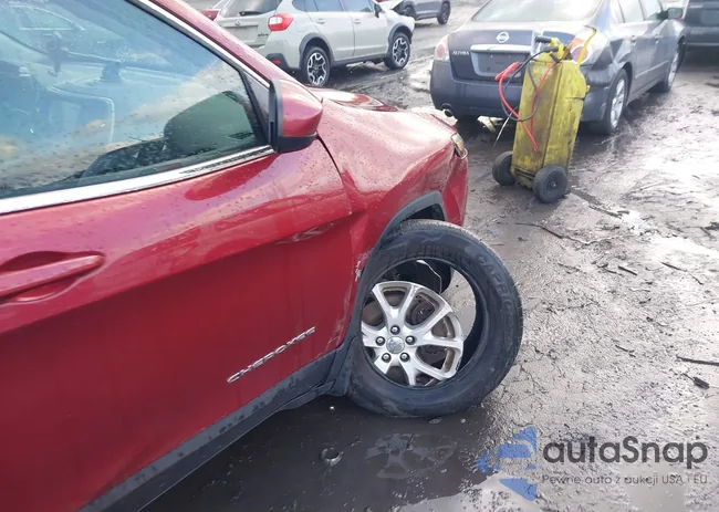 1C4PJMCB4FW521552: 44093776