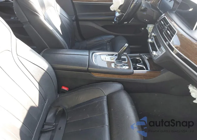 WBA7E2C56GG547792: 44093800