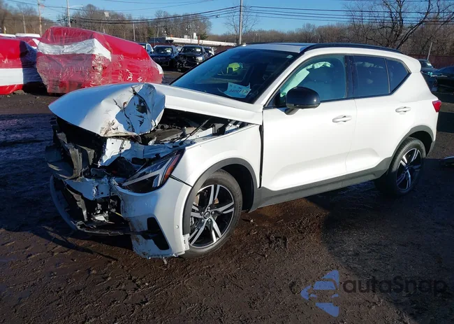 YV4L12UW8P2081071: 44093814