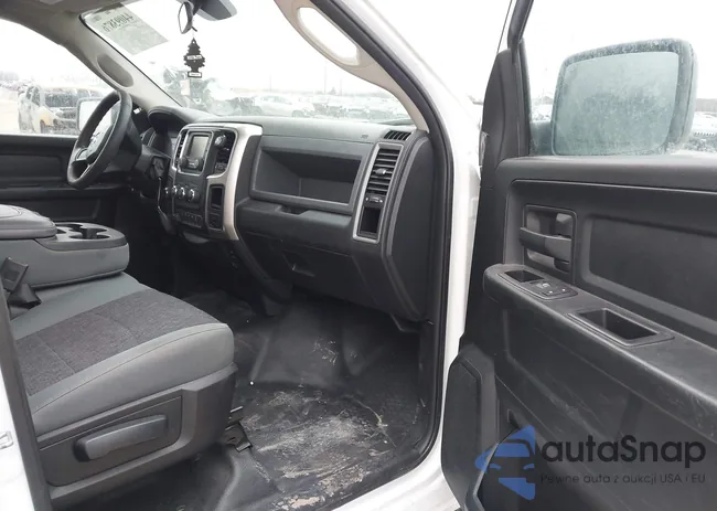 1C6RR7XT4JS331523: 44093876