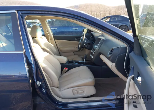 1N4AA5AP5CC824305: 44093890