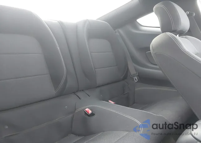 1FA6P8AM0H5239025: 44093891