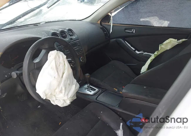 1N4AL2AP1CN491372: 44093933