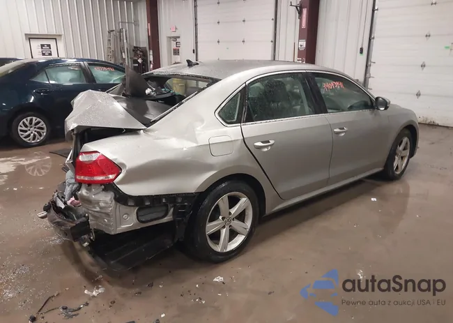 1VWBP7A32DC094776: 44093941