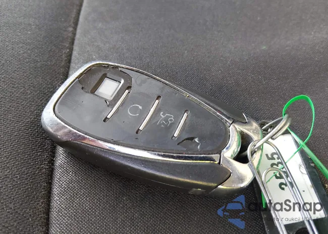 1G1ZB5STXKF221300: 44093977