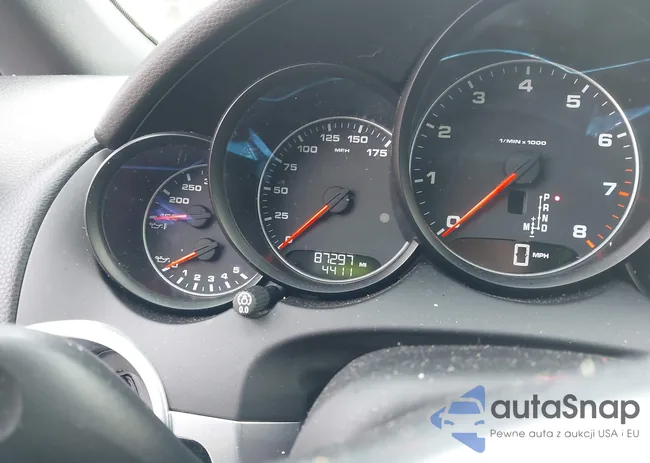 WP1AA2A27GKA11085: 44094062