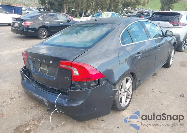 YV1612FS1E2297975: 44094091