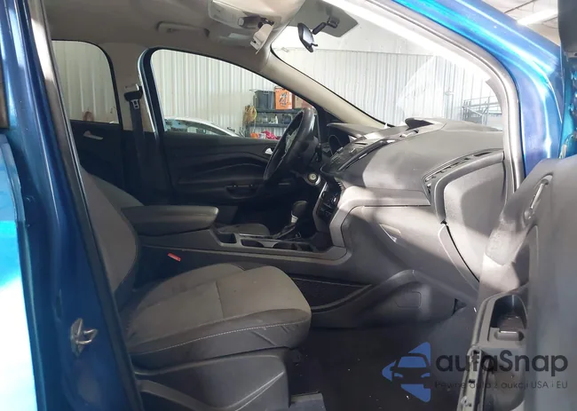 1FMCU0GD4HUD45137: 44094097