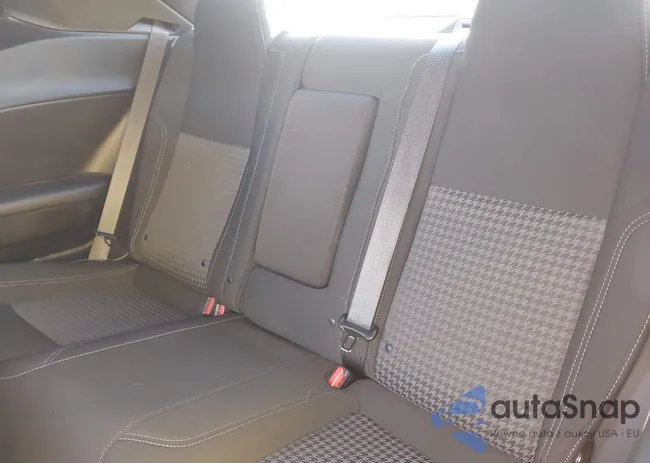 2C3CDZAG7LH214618: 44094101