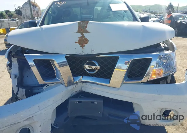 1N6AD0CU8KN879726: 44094104