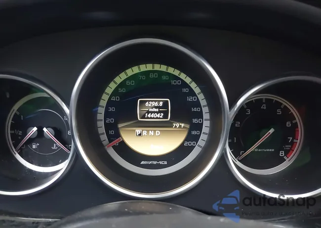 WDDLJ7EB8CA034348: 44093148