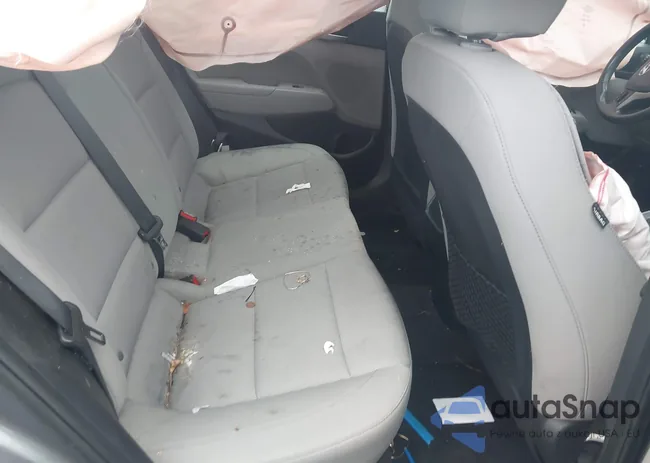 5NPD84LF3JH270345: 44093154