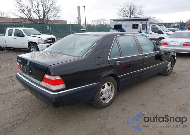 WDBGA43G3XA430247: 44093163