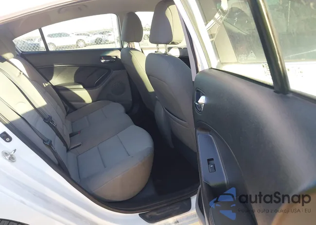 KNAFX4A84F5352041: 44093211