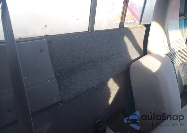 1FTCR10U2NUA46053: 44093264