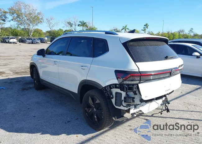 3VVEC7B24SM041611: 44093330