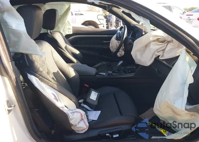 WBA4W3C51JAE99475: 44094656