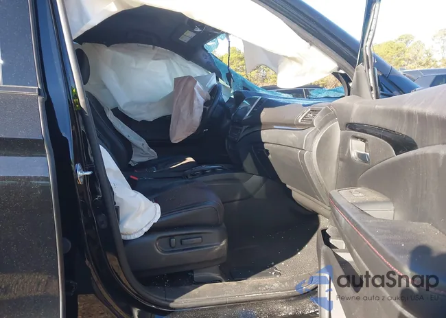 5FPYK3F82LB026754: 44094679