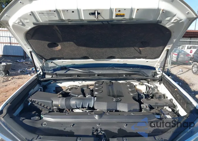 JTENU5JR3P6148828: 44094776