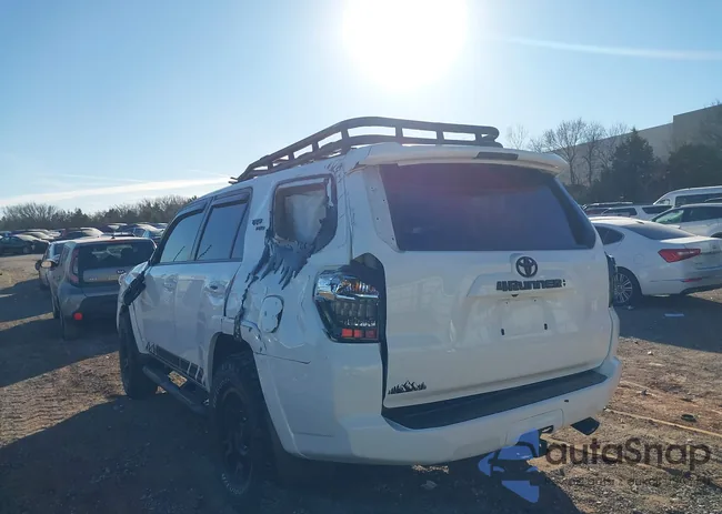 JTENU5JR3P6148828: 44094776