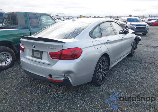 WBA4E5C5XHG188677: 44094785