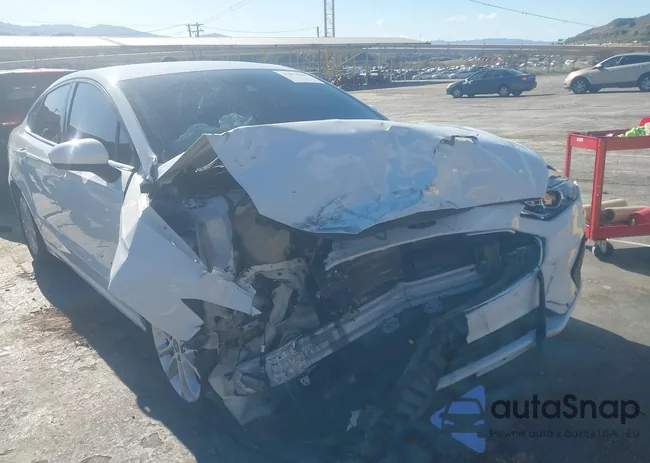 3FA6P0LU1KR220468: 44094889