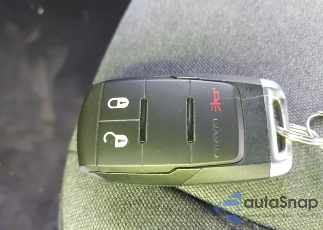 3C6UR5DL3RG389922: 44094942