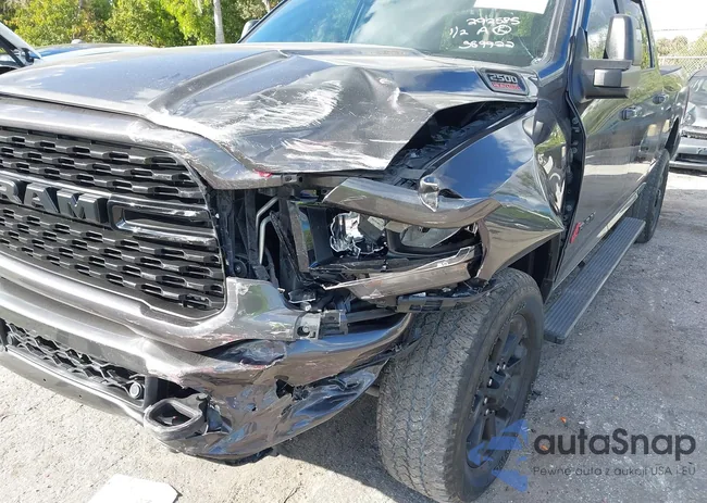 3C6UR5DL3RG389922: 44094942