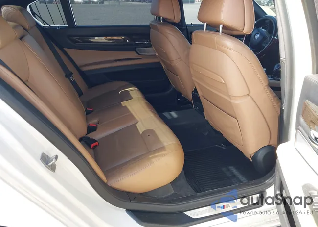 WBAYE8C52ED136475: 44094996