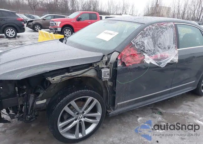 1VWDT7A31HC070480: 44095007