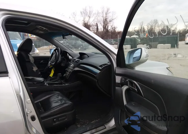 2HNYD28877H515591: 44095013