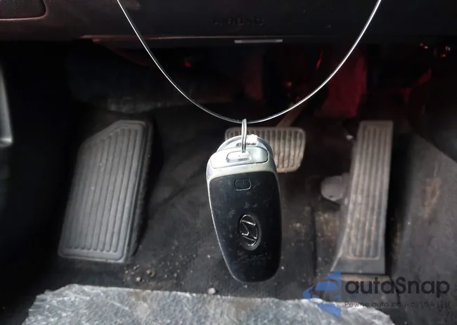 KMHL24JJ1MA024180: 44095039