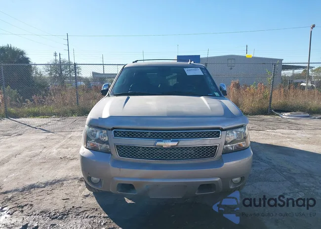 1GNFC33009R274832: 44095067