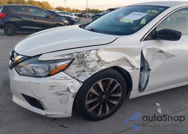 1N4AL3AP5JC119094: 44095093