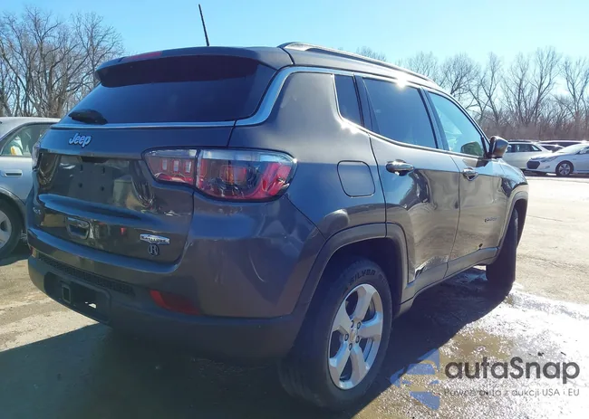 3C4NJDBB9KT716278: 44095121