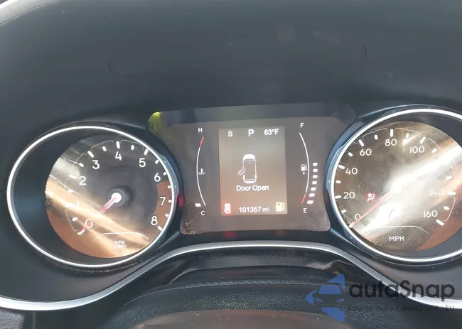 3C4NJDBB9KT716278: 44095121