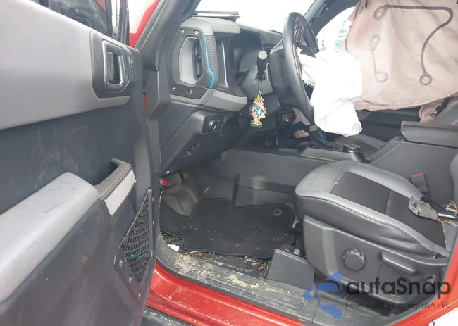 1FMEE5DP5NLA75404: 44095137