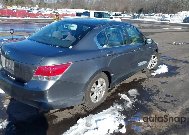 1HGCP26428A109632: 44094214