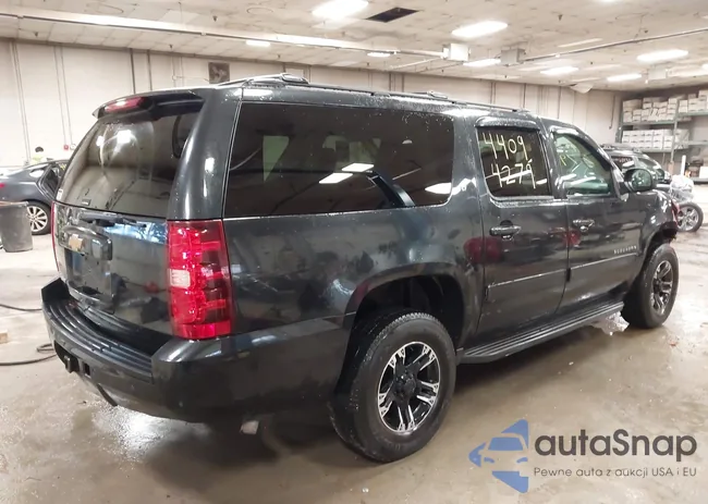 1GNSKJE79DR189903: 44094279