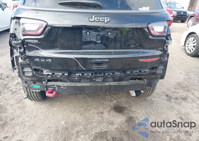 3C4NJDDB3NT128569: 44094316