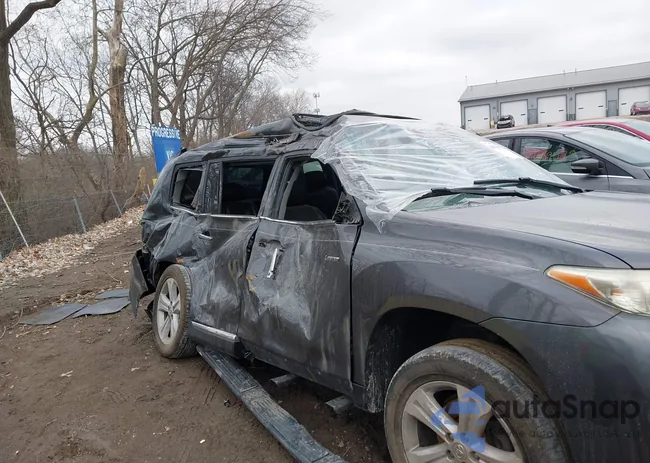 5TDYK3EH0CS075067: 44094322