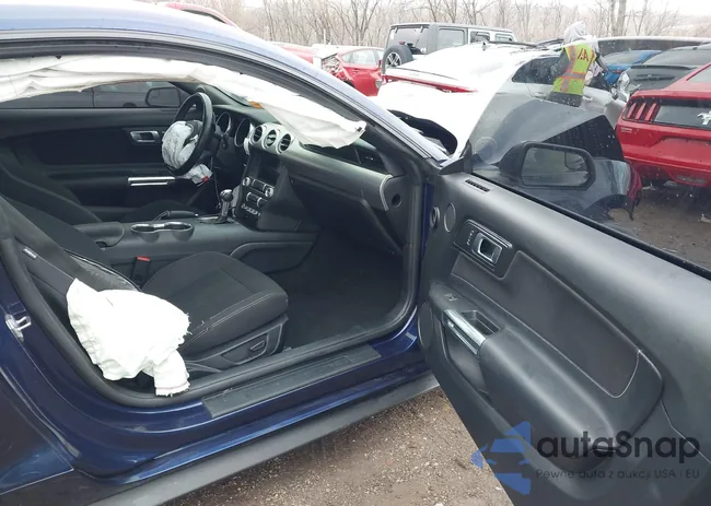 1FA6P8TH3L5172798: 44094450