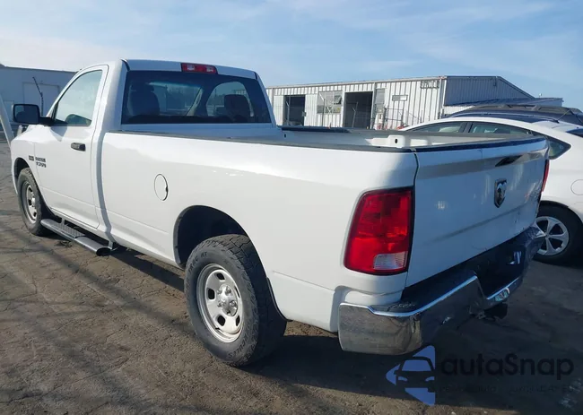 3C6JR6DT1EG100832: 44094457