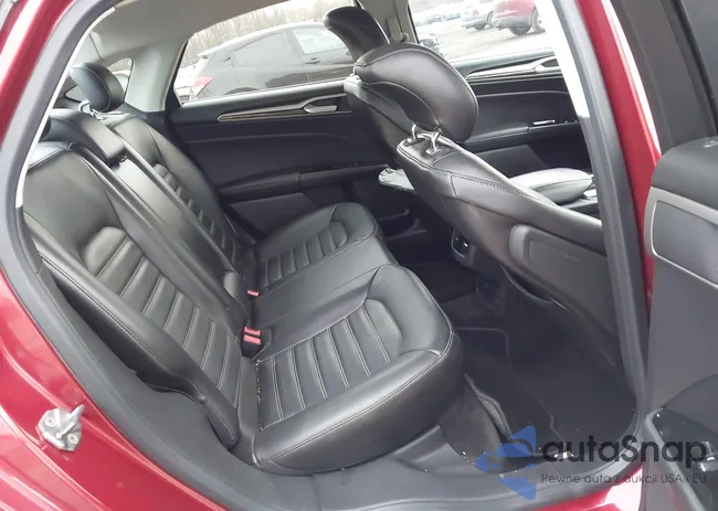 3FA6P0HR6DR330651: 44094466