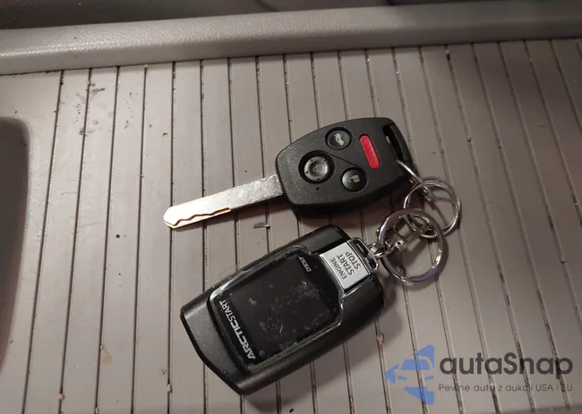 2HKRM4H72DH630888: 44094478