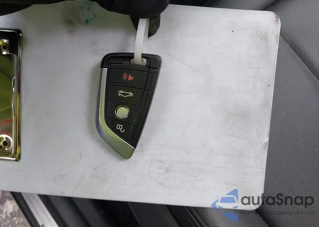 WBXHT3Z32G4A47550: 44095754