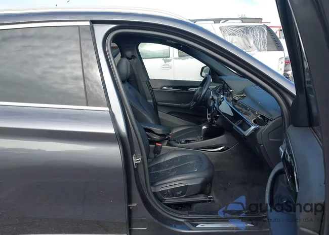 WBXHT3Z32G4A47550: 44095754