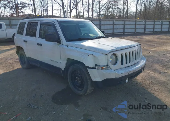 1C4NJPBA1GD735882: 44095815